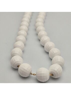 Vintage Monet White Faceted Bead Choker Necklace Gold Tone 16" + 2" Ext